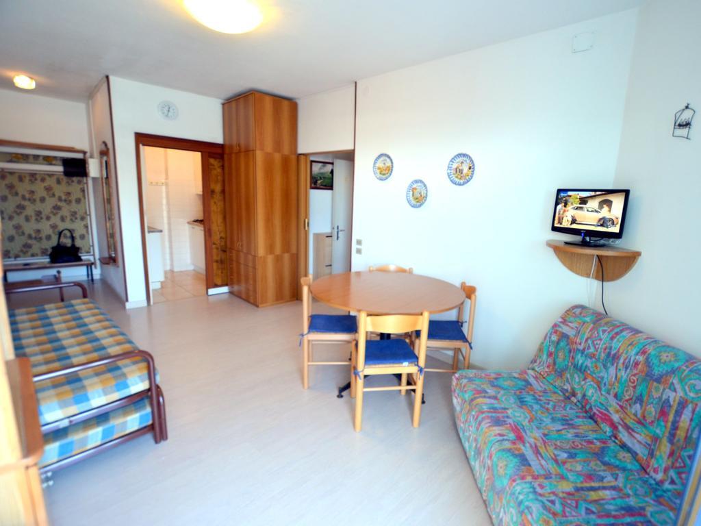 Lignano Sabbiadoro Sea Front Lejlighed Eksteriør billede